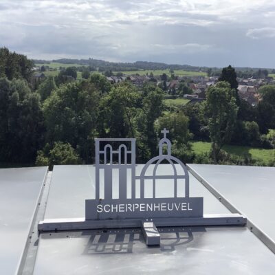 panoramisch zicht vanop de Maagdentoren over het Merodegebied richting Scherpenheuvel